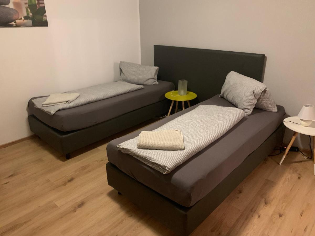Roccos Raum Hotel Kapfenberg Bagian luar foto