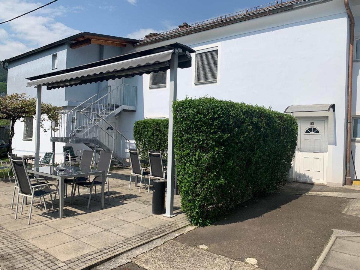 Roccos Raum Hotel Kapfenberg Bagian luar foto