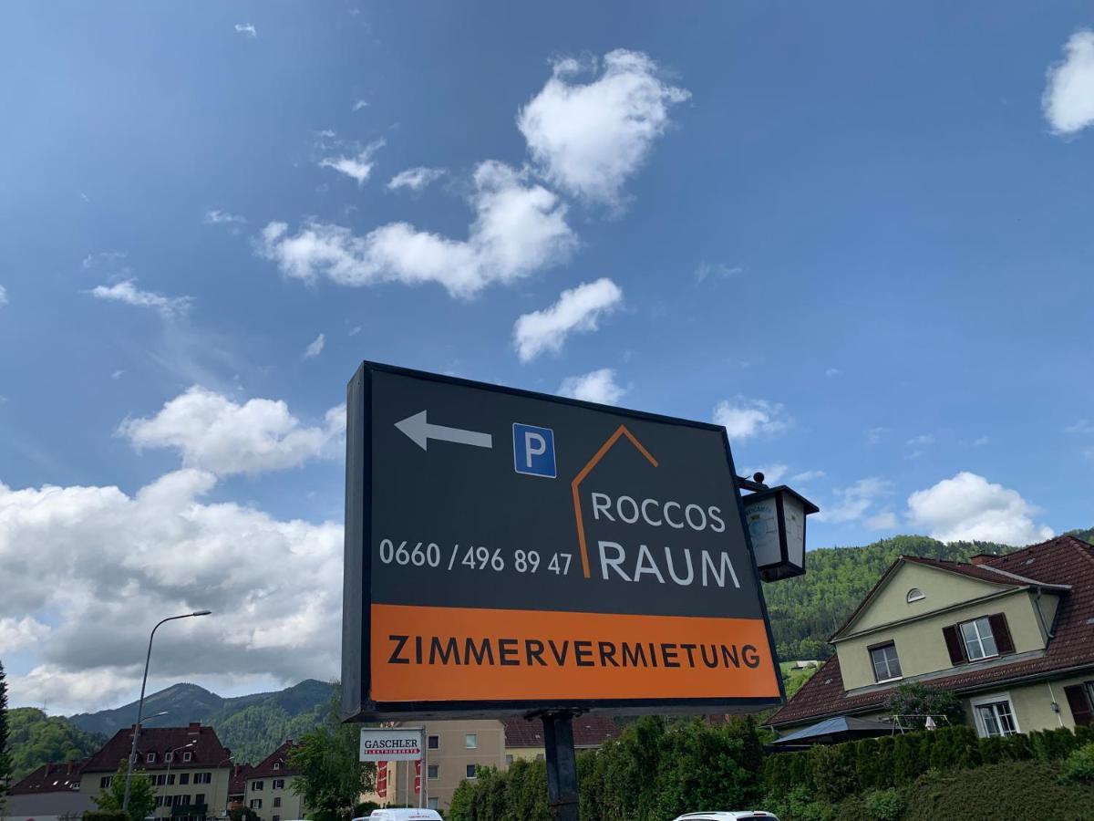 Roccos Raum Hotel Kapfenberg Bagian luar foto