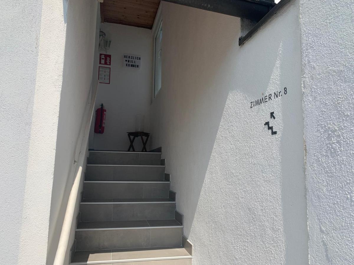 Roccos Raum Hotel Kapfenberg Bagian luar foto