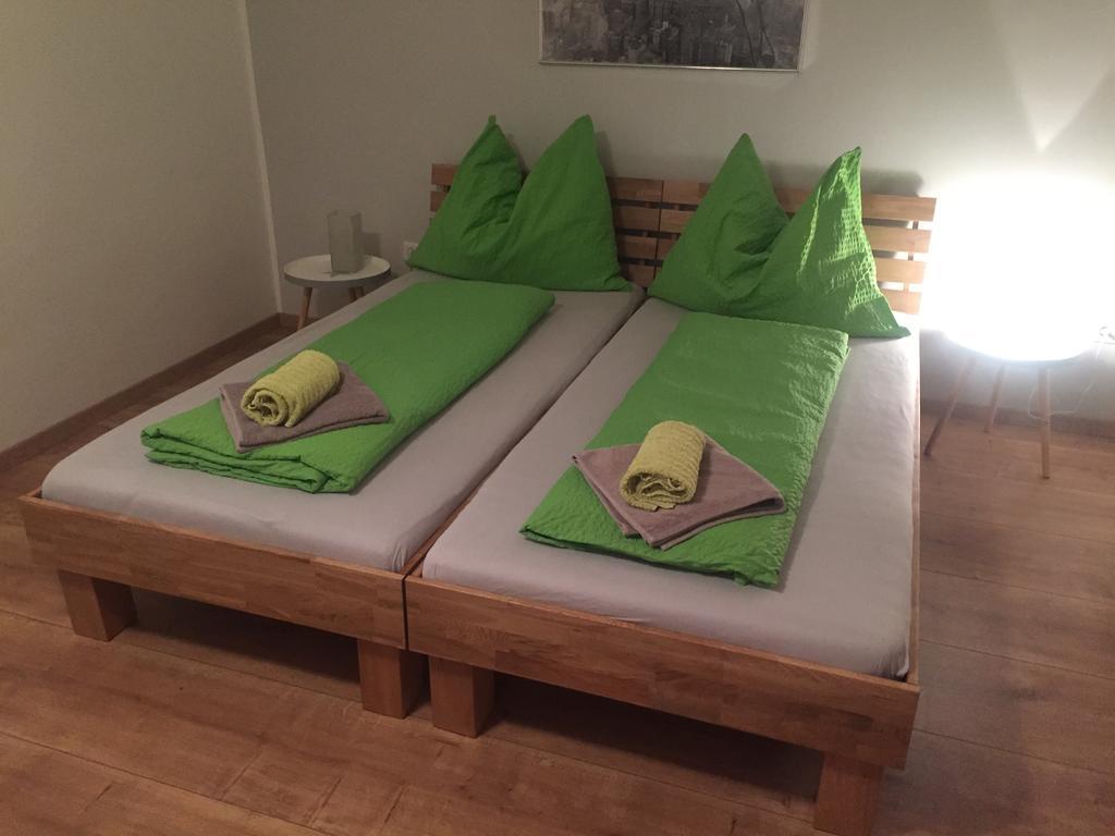 Roccos Raum Hotel Kapfenberg Bagian luar foto