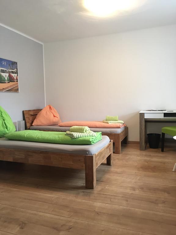 Roccos Raum Hotel Kapfenberg Bagian luar foto