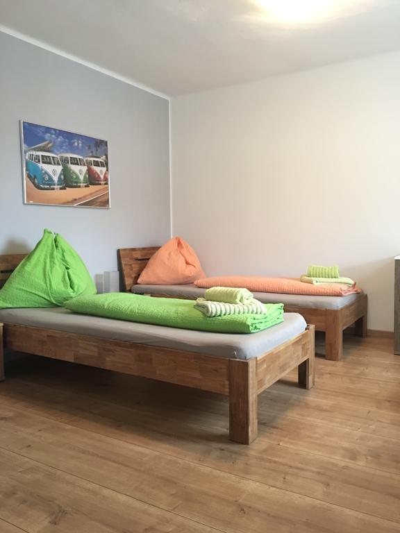 Roccos Raum Hotel Kapfenberg Bagian luar foto
